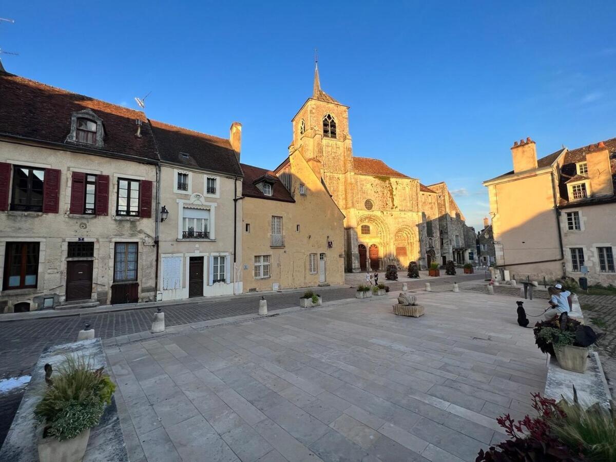 "La Grenouille" Centre Historique - Les Terres Du Roy Villa Avallon Exterior foto